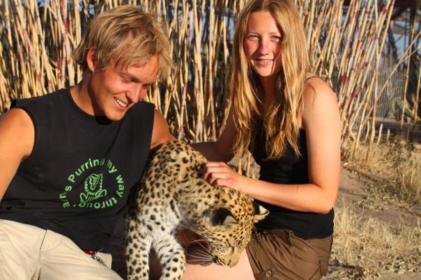 1930526_37373599064_4819_n-2